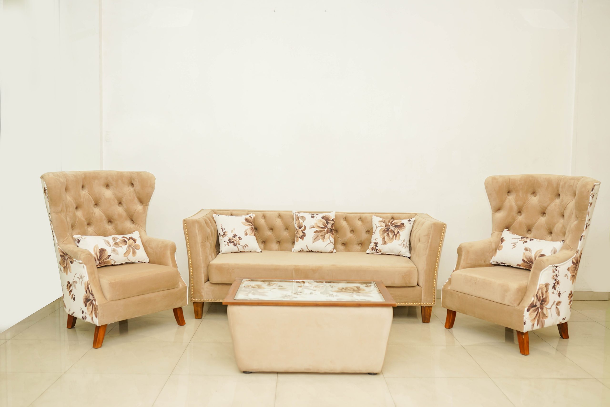 Meningsløs Træde tilbage have tillid Luxury Furniture Shop In Colombo | Teak Furniture Sri Lanka